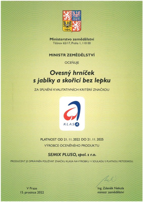 Klasa Award Oat mug cake with apples and cinnamon 